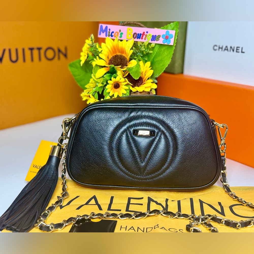 🆕️VALENTINO by MARIO VALENTINO Bella Leather Camera Crossbag MSRP: $750